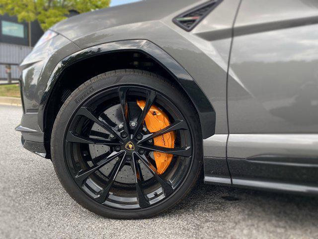 used 2024 Lamborghini Urus car, priced at $275,000