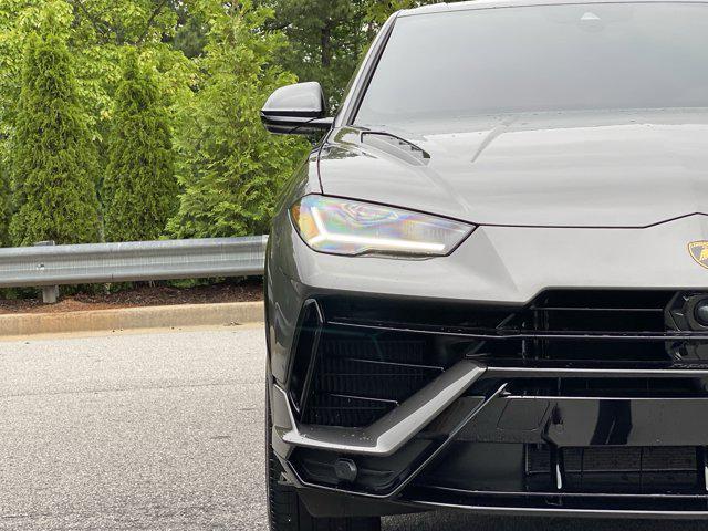 used 2024 Lamborghini Urus car, priced at $275,000
