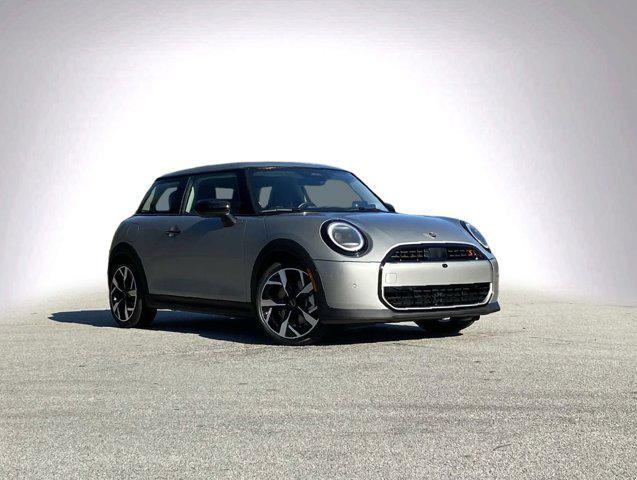 new 2025 MINI Hardtop car, priced at $37,380