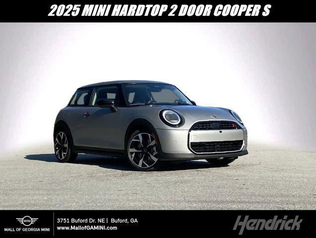 new 2025 MINI Hardtop car, priced at $37,380