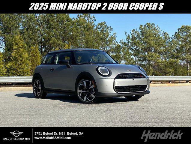 new 2025 MINI Hardtop car, priced at $37,380