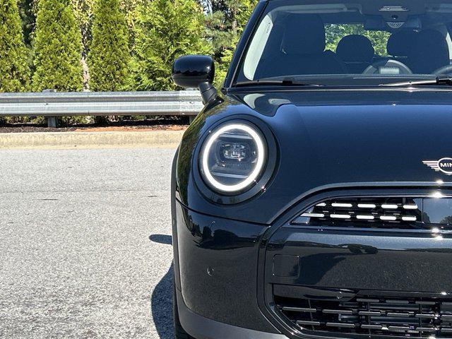 new 2025 MINI Hardtop car, priced at $36,595