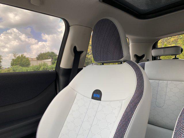 used 2025 MINI Hardtop car, priced at $30,604