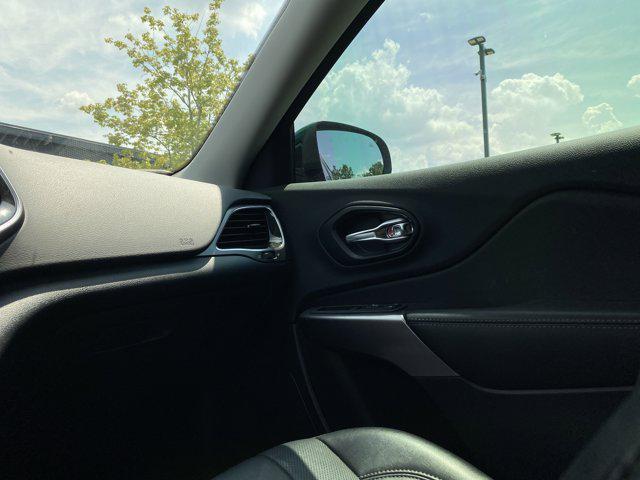used 2022 Jeep Cherokee car, priced at $26,988