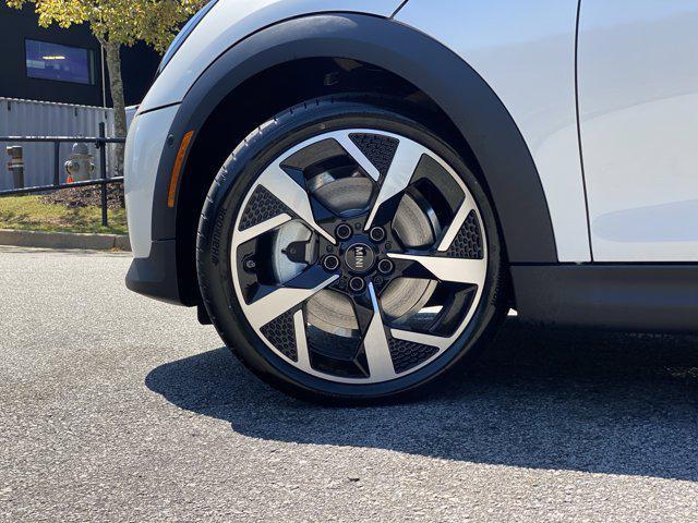 new 2026 MINI Hardtop car, priced at $34,475