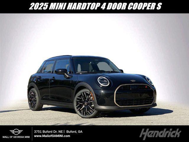 new 2025 MINI Hardtop car, priced at $39,295