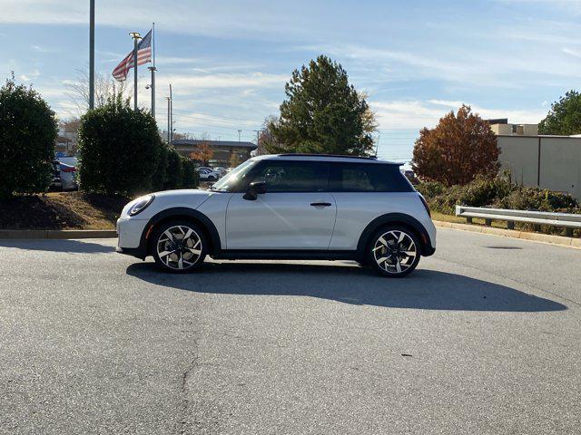 new 2026 MINI Hardtop car, priced at $40,575