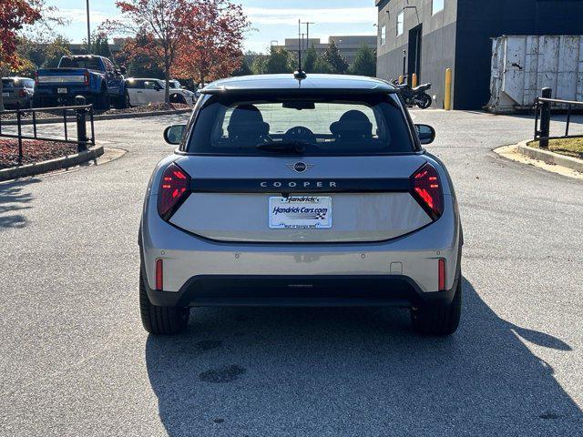 new 2025 MINI Hardtop car, priced at $33,195