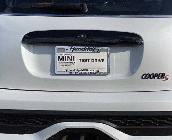 new 2024 MINI Hardtop car, priced at $38,745