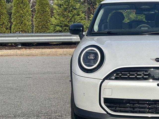 used 2025 MINI Hardtop car, priced at $32,988