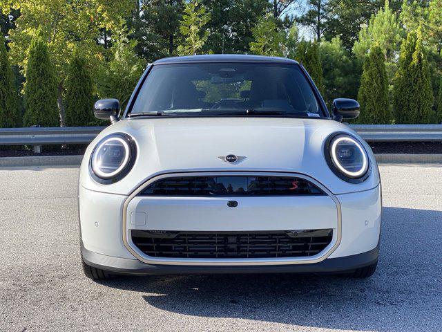 new 2025 MINI Hardtop car, priced at $38,295