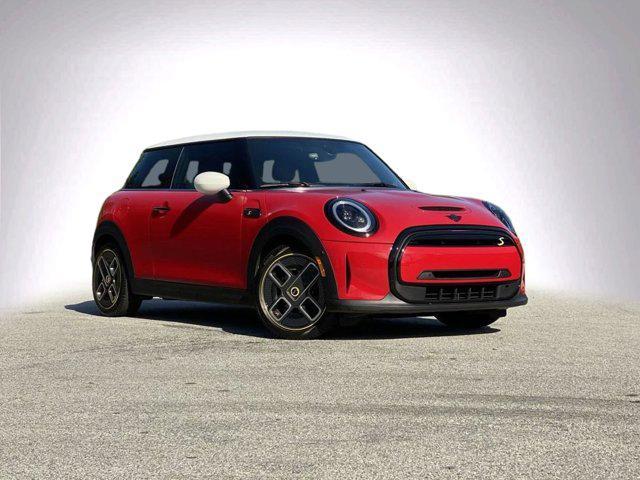 used 2024 MINI Hardtop car, priced at $25,000