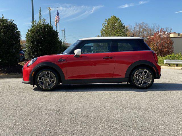 used 2024 MINI Hardtop car, priced at $25,000