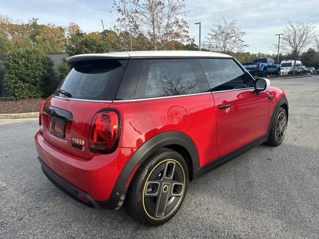 used 2024 MINI Hardtop car, priced at $25,000