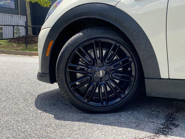 used 2022 MINI Hardtop car, priced at $25,988