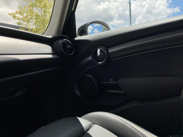used 2022 MINI Hardtop car, priced at $25,988