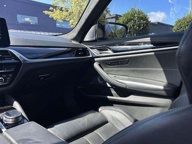 used 2022 BMW M5 car, priced at $115,000