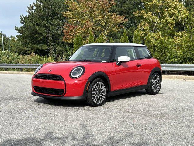 new 2025 MINI Hardtop car, priced at $32,420