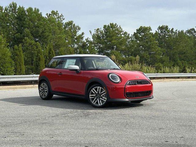 new 2025 MINI Hardtop car, priced at $32,420