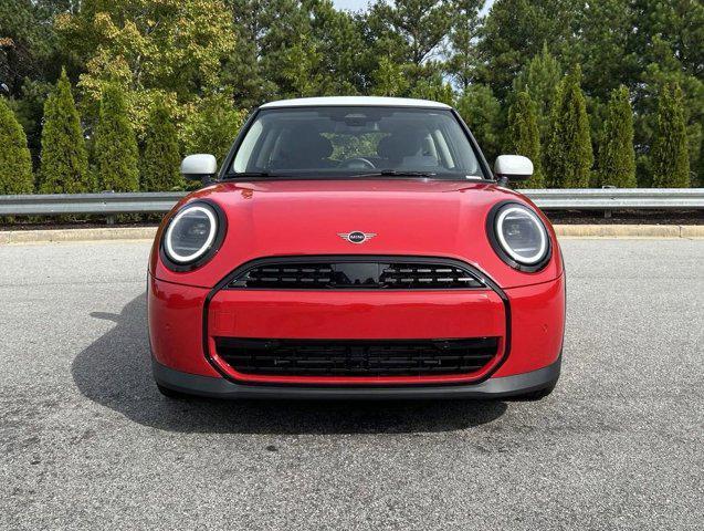 new 2025 MINI Hardtop car, priced at $32,420