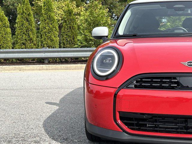 new 2025 MINI Hardtop car, priced at $32,420