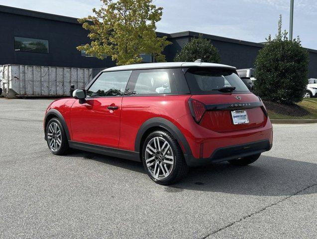 new 2025 MINI Hardtop car, priced at $32,420