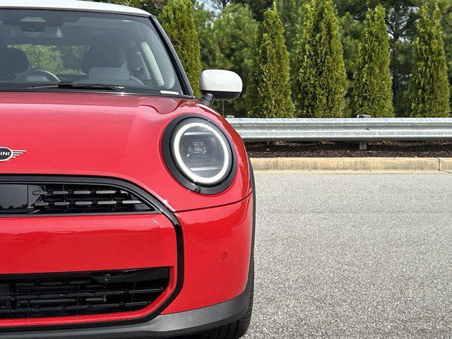 new 2025 MINI Hardtop car, priced at $32,420