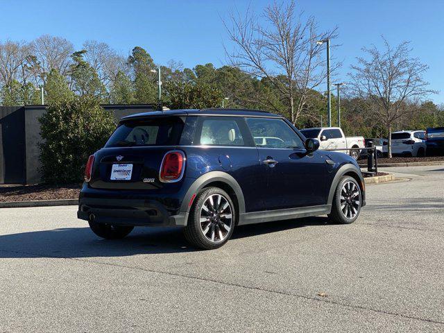 used 2022 MINI Hardtop car, priced at $21,000