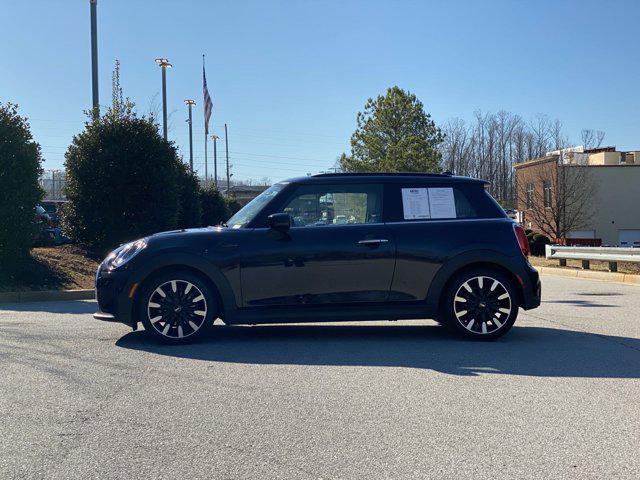 used 2022 MINI Hardtop car, priced at $21,000