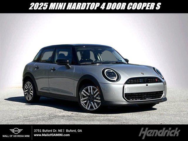 new 2025 MINI Hardtop car, priced at $38,295