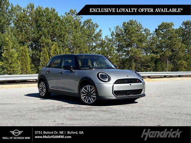 new 2025 MINI Hardtop car, priced at $38,295