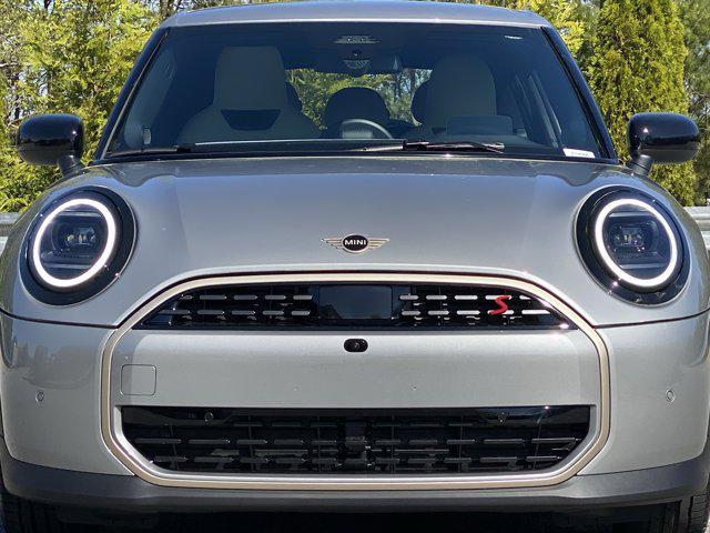 new 2025 MINI Hardtop car, priced at $39,810