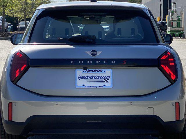 new 2025 MINI Hardtop car, priced at $39,810