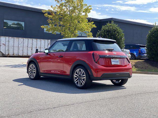 new 2025 MINI Hardtop car, priced at $32,420