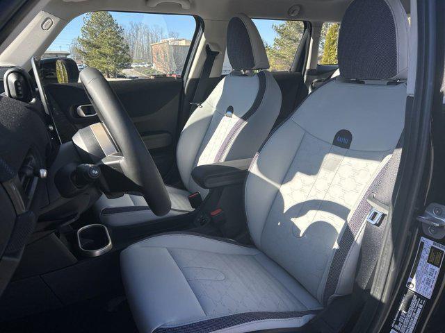 new 2025 MINI Hardtop car, priced at $38,545
