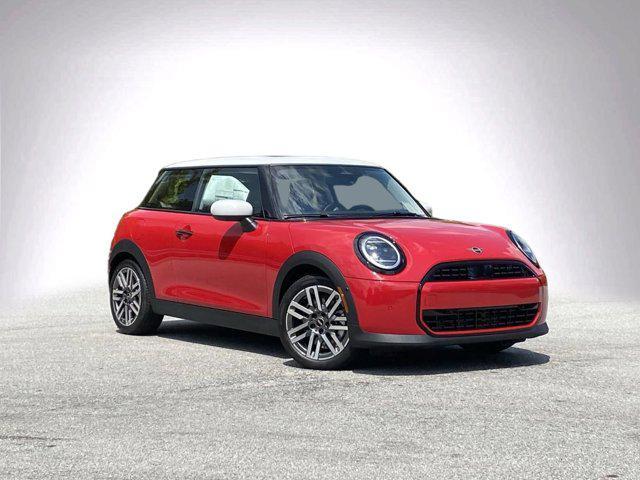 new 2025 MINI Hardtop car, priced at $32,420