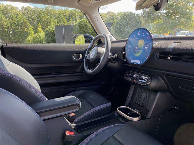 used 2025 MINI Hardtop car, priced at $29,319