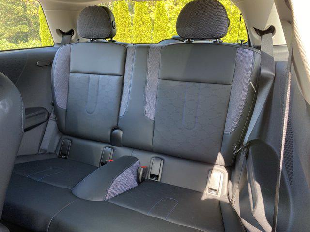 used 2025 MINI Hardtop car, priced at $29,319