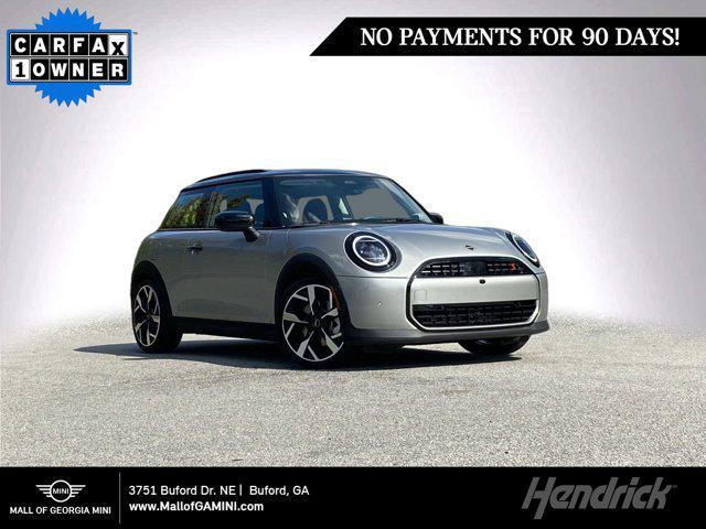 used 2025 MINI Hardtop car, priced at $27,988
