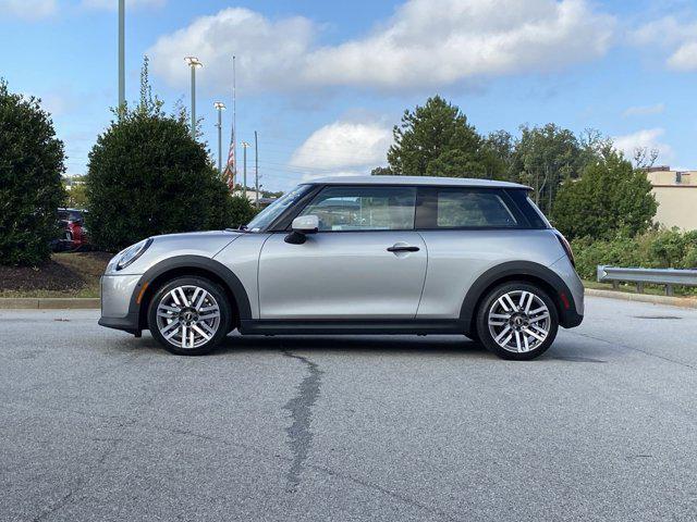 new 2025 MINI Hardtop car, priced at $33,195