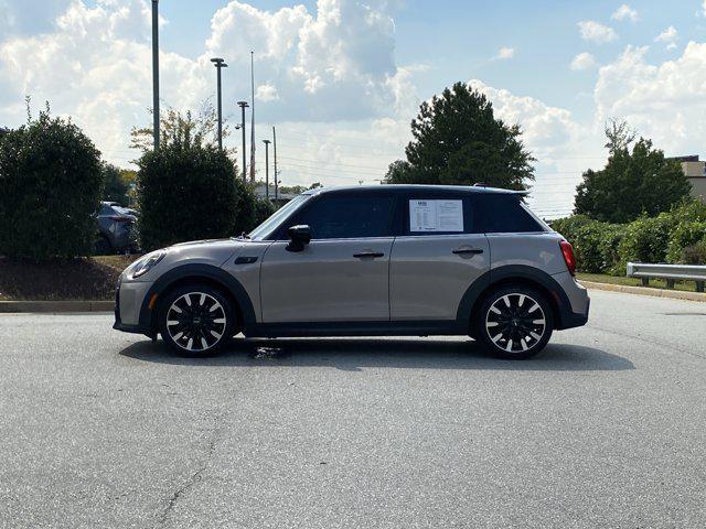 used 2022 MINI Hardtop car, priced at $23,988