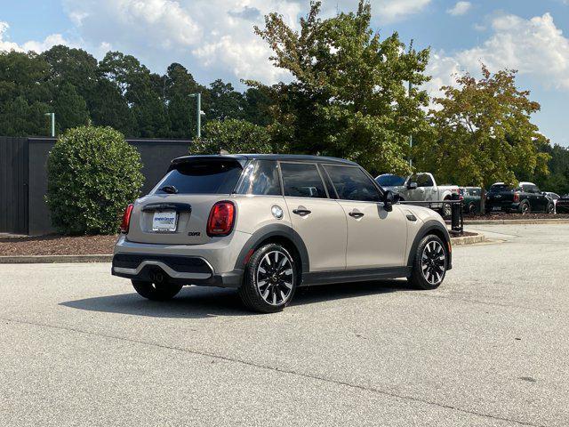used 2022 MINI Hardtop car, priced at $23,988