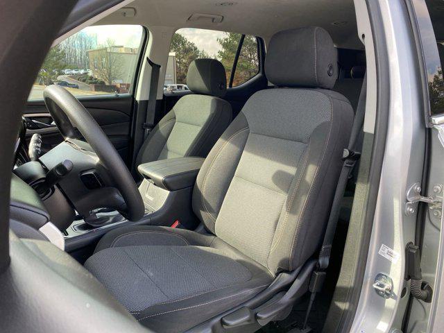 used 2021 Chevrolet Traverse car, priced at $21,988