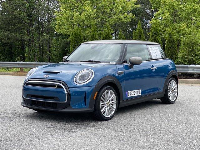 used 2024 MINI SE Hardtop car, priced at $34,988