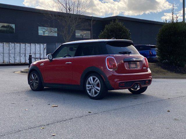 used 2019 MINI Hardtop car, priced at $22,000