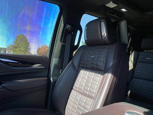 used 2023 Cadillac Escalade ESV car, priced at $85,988