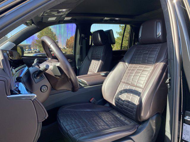 used 2023 Cadillac Escalade ESV car, priced at $85,988