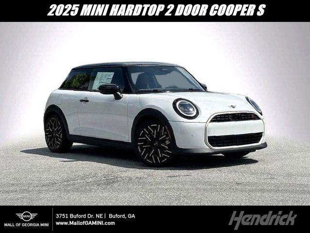 new 2025 MINI Hardtop car, priced at $35,595