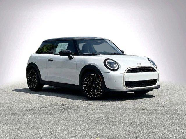 new 2025 MINI Hardtop car, priced at $35,595