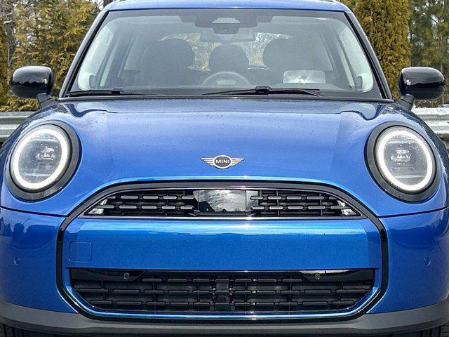 new 2025 MINI Hardtop car, priced at $35,505